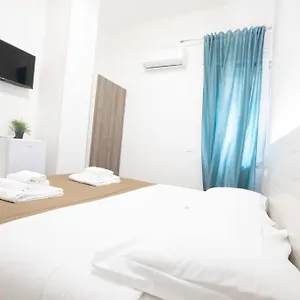 2* Alojamento de Acomodação e Pequeno-almoço Hall In